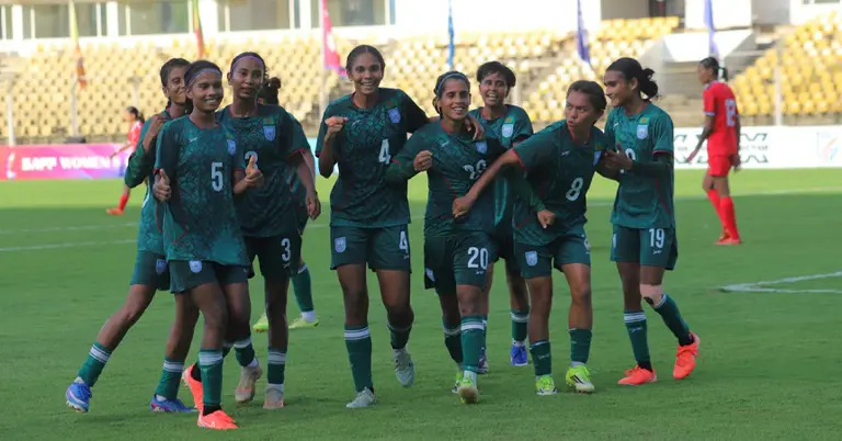 বাংলাদেশ নারী ফুটবল দল